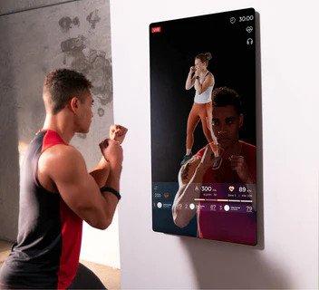 Echelon fitness class on the Reflect Mirror